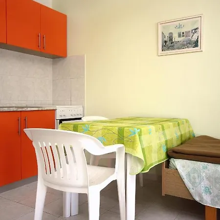 Tri Zala 174b Apartment